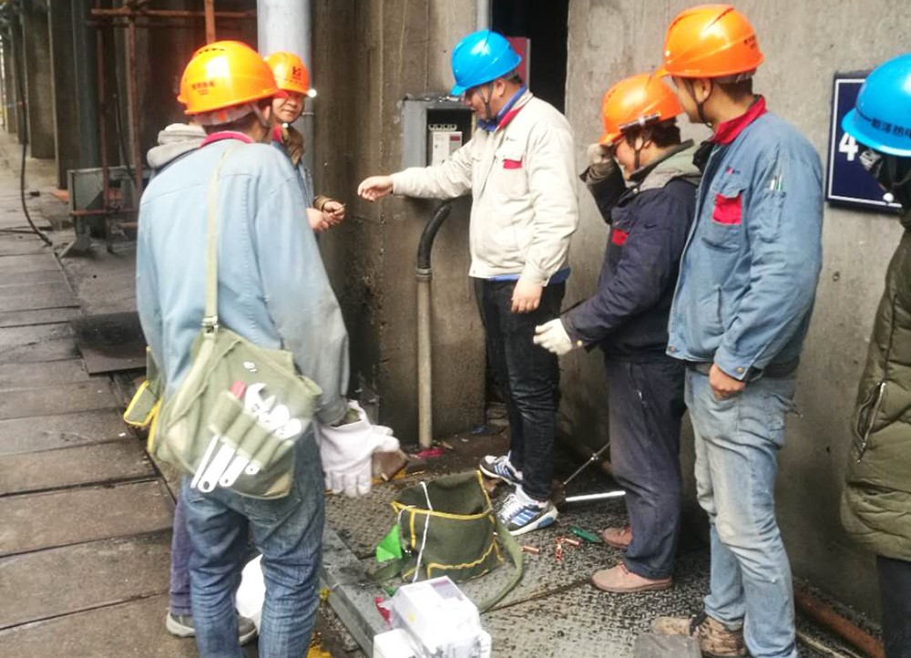 1550629113333552.jpg 1員工新年抓緊實地培訓(xùn).jpg